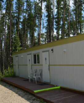 Amenities including nice, clean bathrooms - Whitecourt Lions Club Campground - Whitecourt, AB
