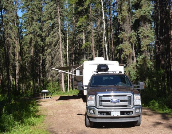 Pull Through Campsite - Whitecourt Lions Campgound - RV & Tent Campsites